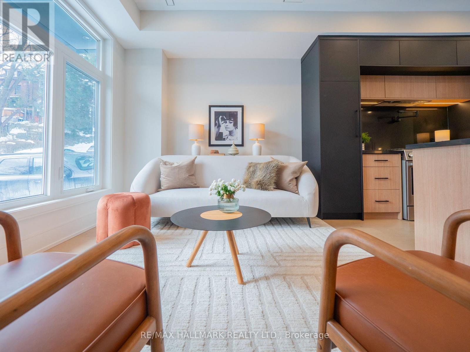 24 Harriet Street, Toronto, Ontario  M4L 2E9 - Photo 6 - E12822318