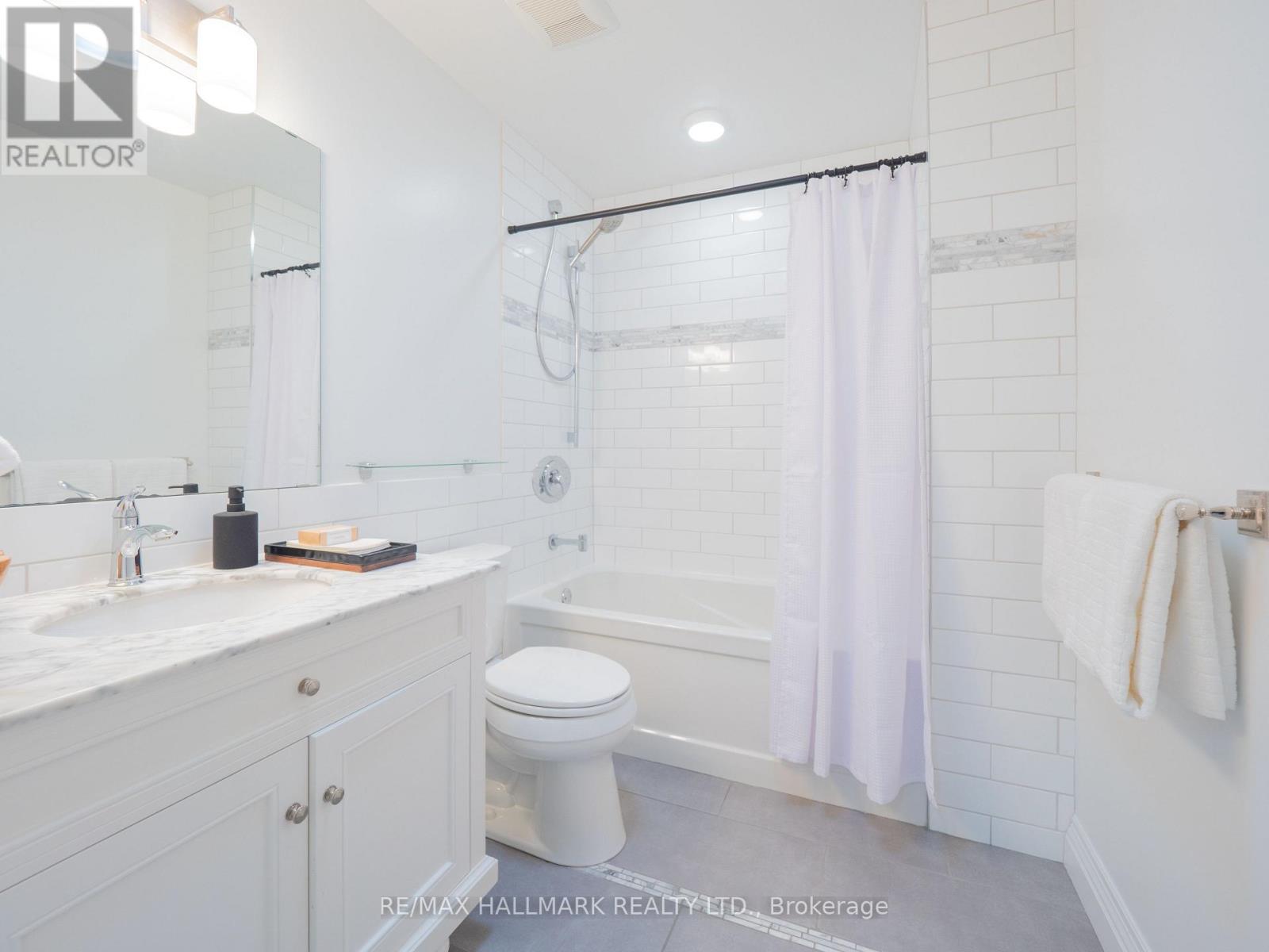 218 Westlake Avenue, Toronto, Ontario  M4C 4S9 - Photo 32 - E12822344