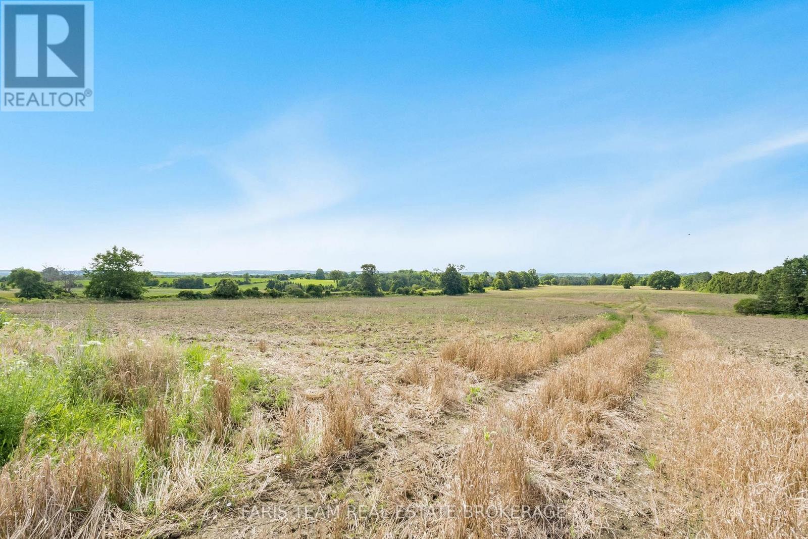 4065 15th Line, Innisfil, Ontario  L0L 1L0 - Photo 4 - N12822184