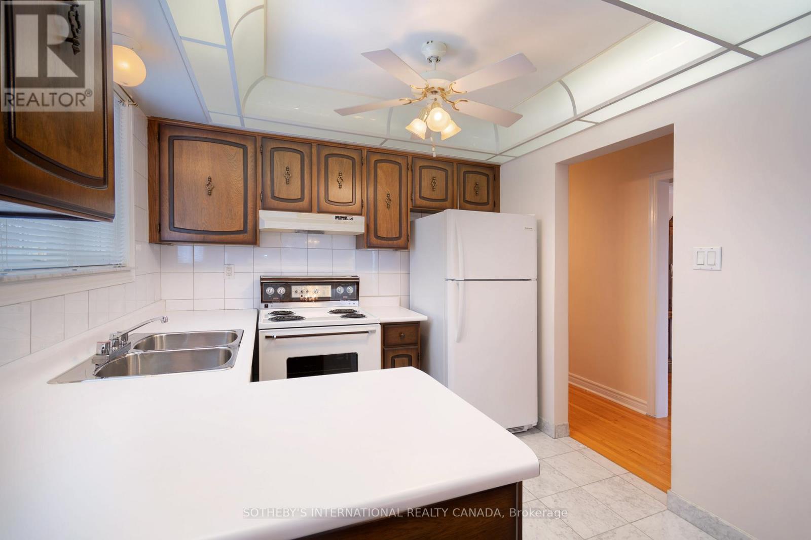 90 Andrew Park, Vaughan, Ontario  L4L 1E9 - Photo 10 - N12822244