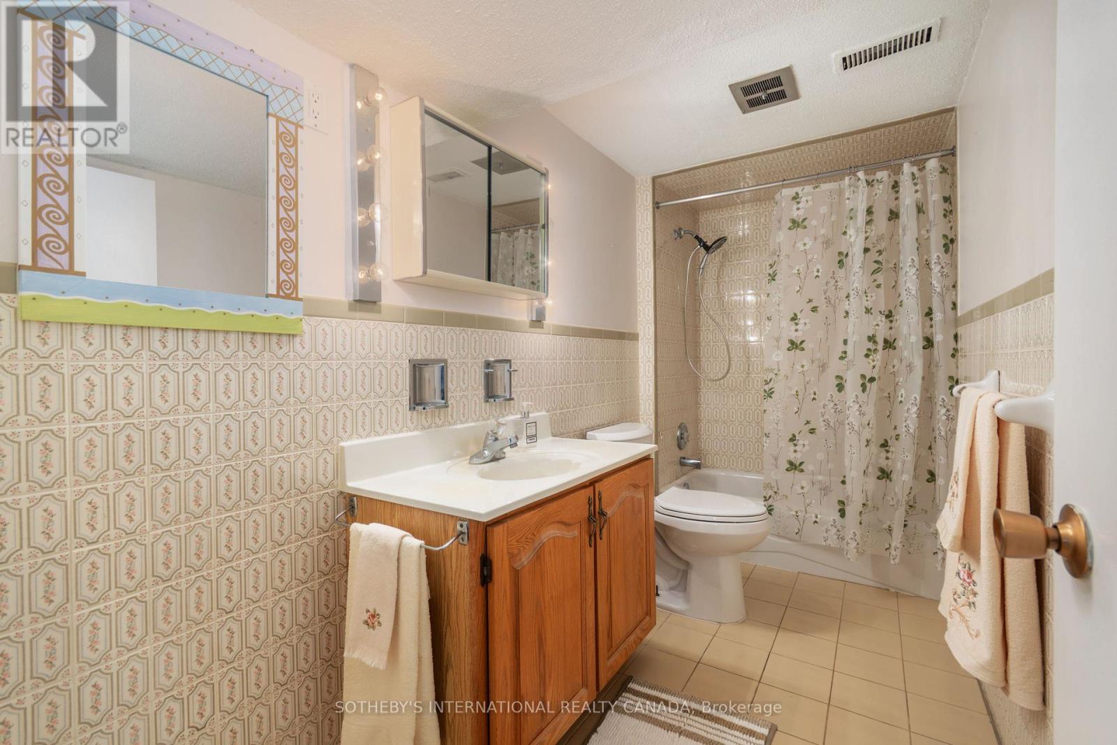 90 Andrew Park, Vaughan, Ontario  L4L 1E9 - Photo 24 - N12822244