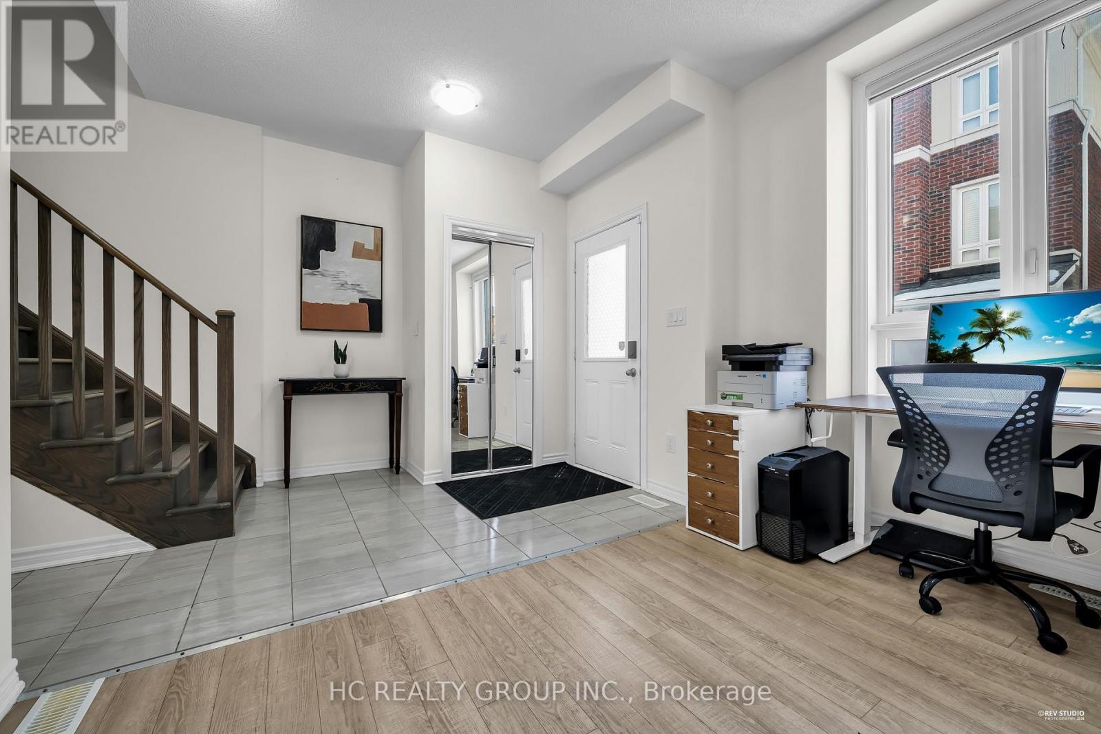 64 Chicago Lane, Markham, Ontario  L6E 0V6 - Photo 5 - N12822254