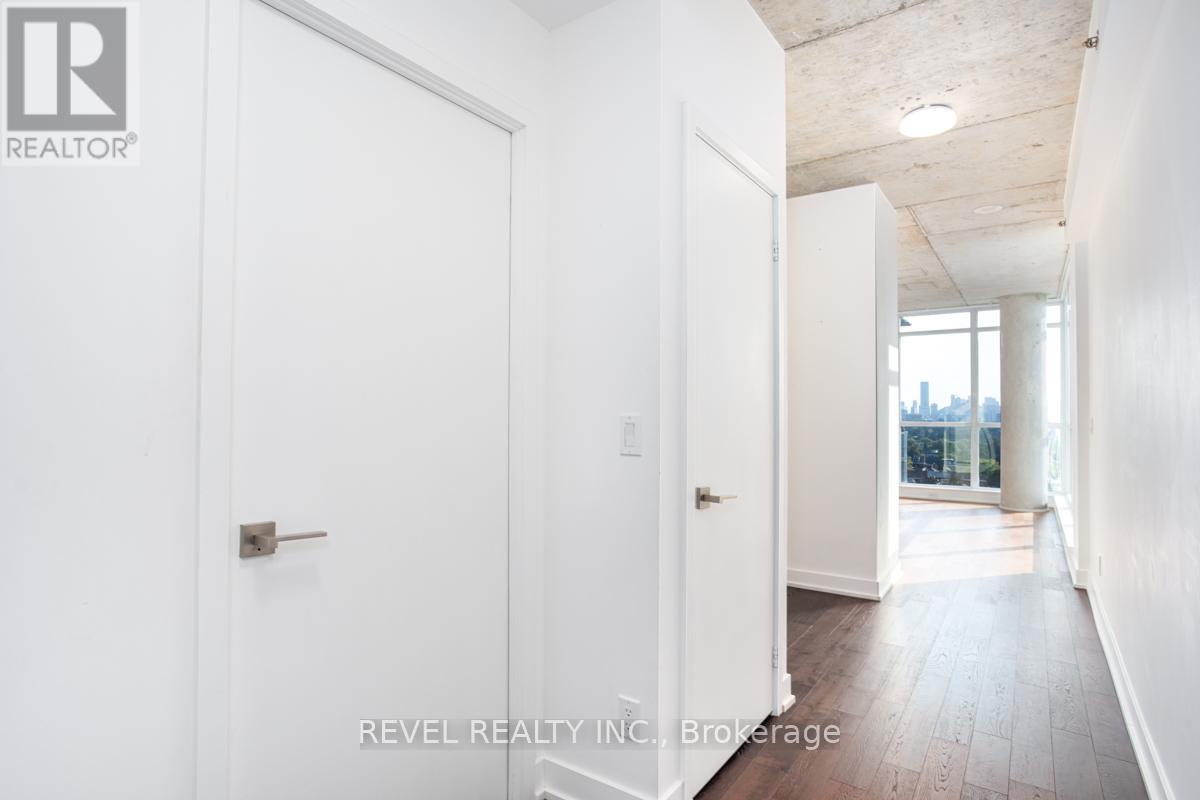 1204 - 20 Minowan Miikan Lane, Toronto, Ontario  M6J 0E5 - Photo 7 - C12819516