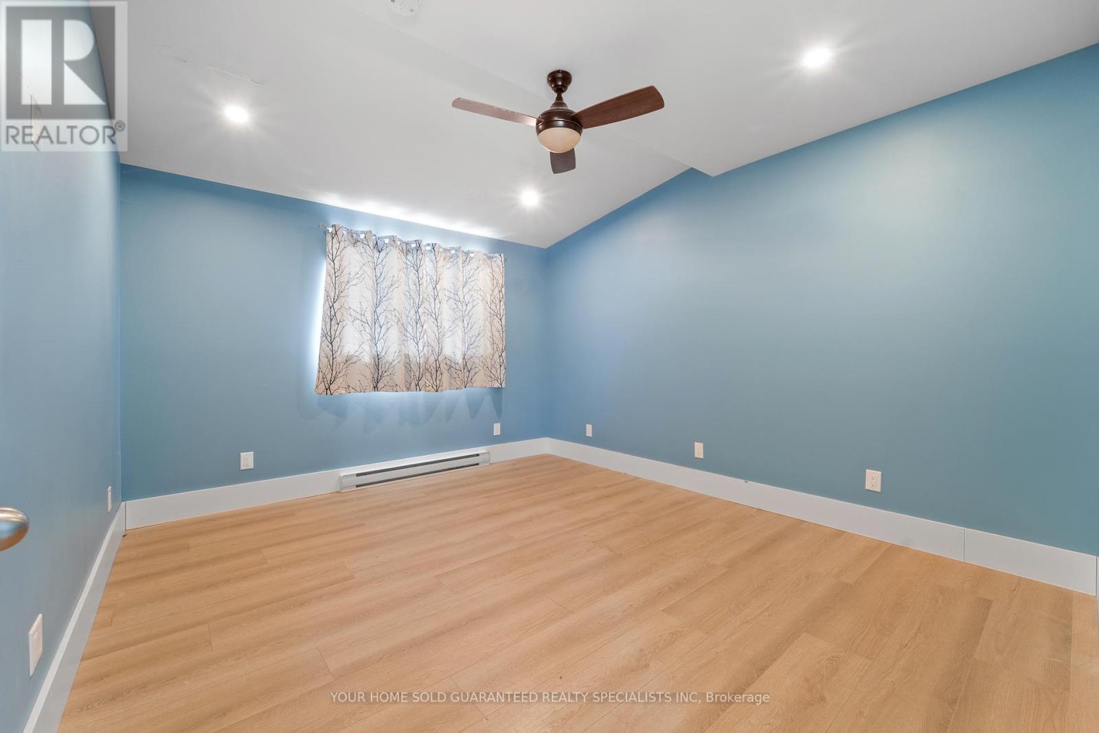 4396 Penetanguishene Road, Springwater, Ontario  L0L 1V0 - Photo 11 - S12822150