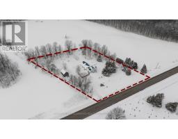 4396 PENETANGUISHENE ROAD, Springwater, Ontario
