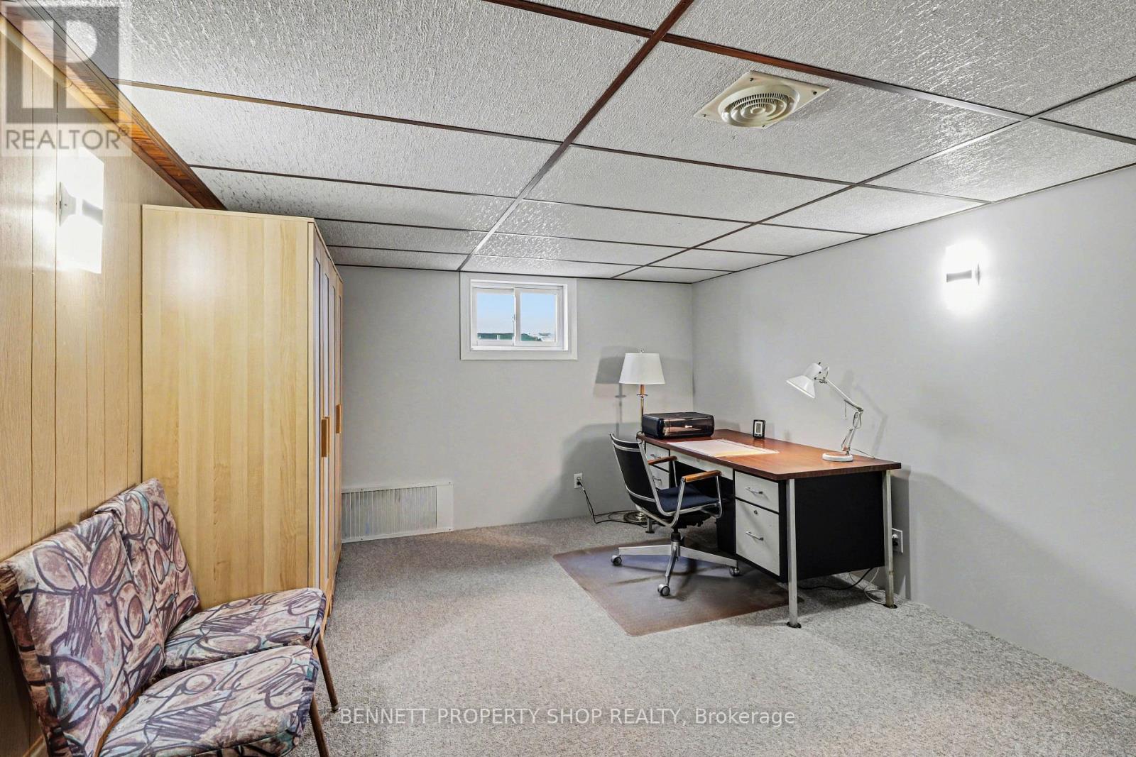 1503 Blackheath Street, Ottawa, Ontario  K1E 1K6 - Photo 15 - X12822310