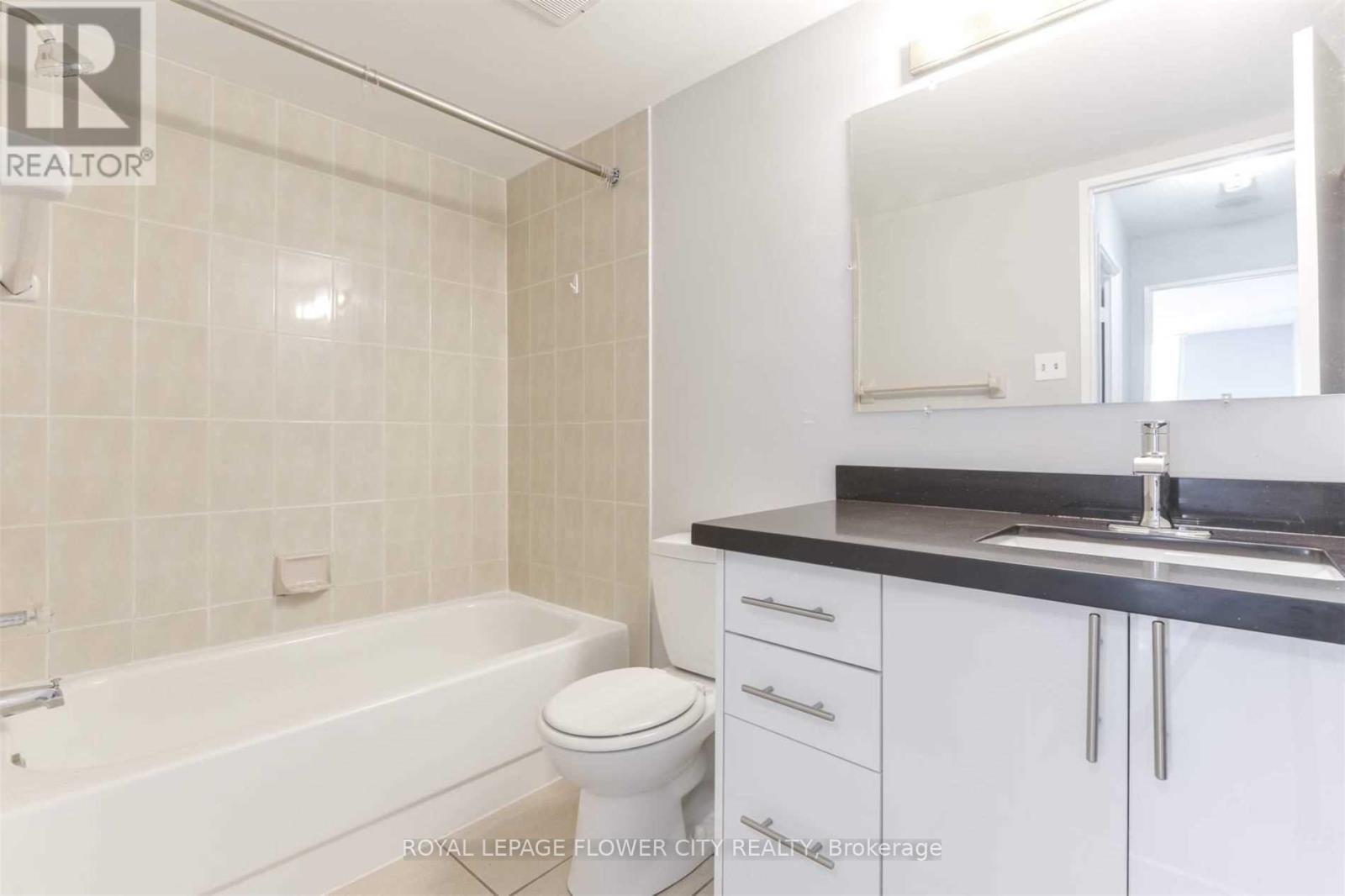 1709 - 115 Hillcrest Avenue, Mississauga, Ontario  L5B 3Y9 - Photo 10 - W12822070