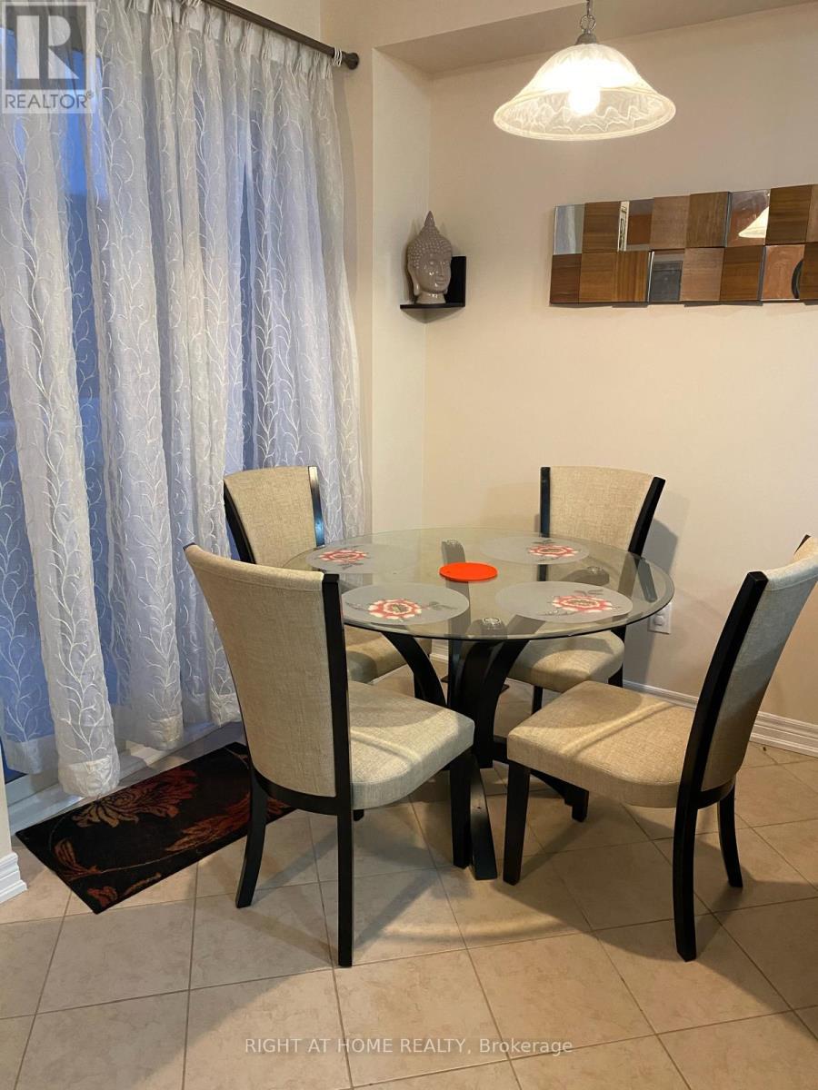 29 Villadowns Trail S, Brampton, Ontario  L6R 0B6 - Photo 9 - W12822074