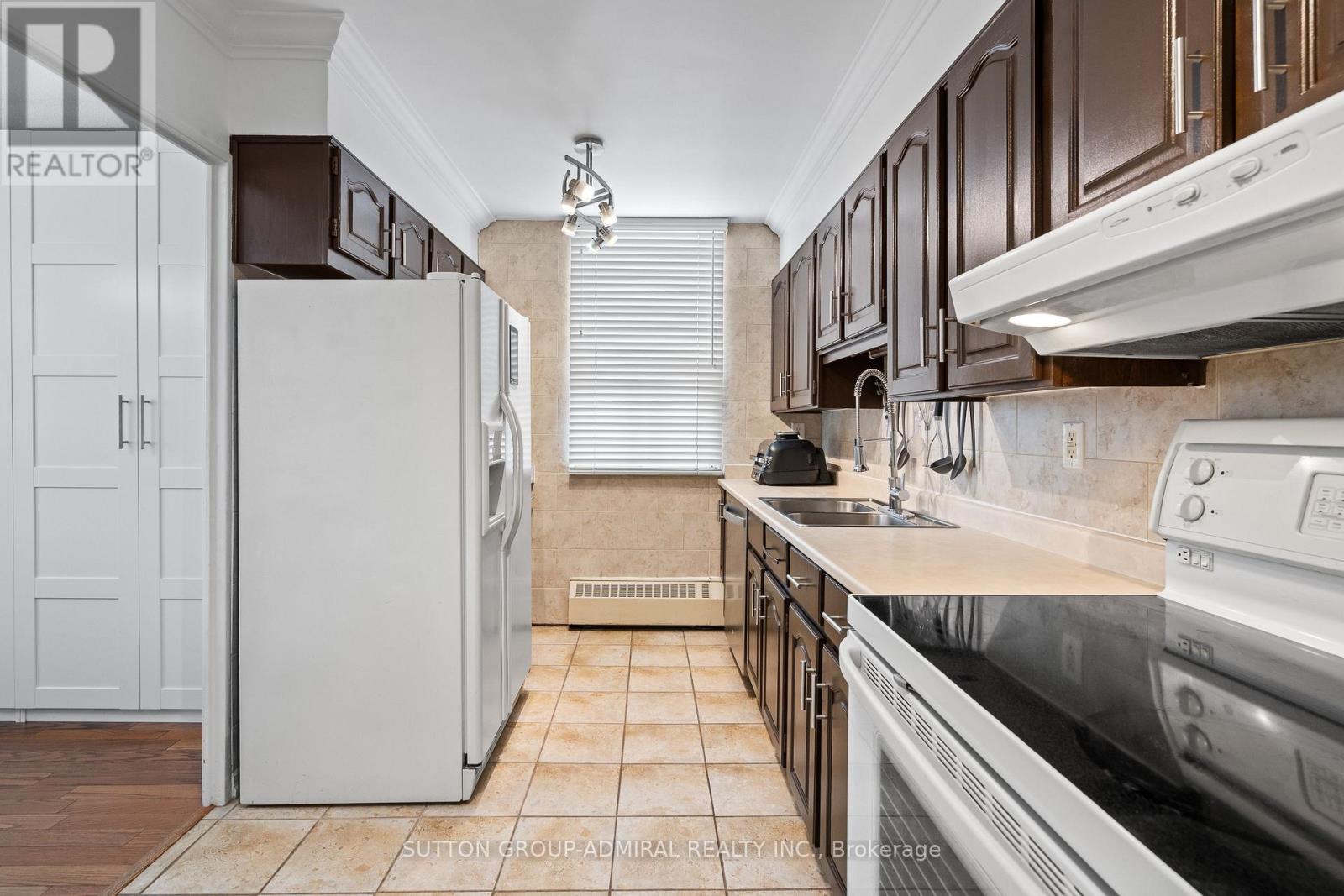 304 - 551 The West Mall, Toronto, Ontario  M9C 1G7 - Photo 21 - W12822112