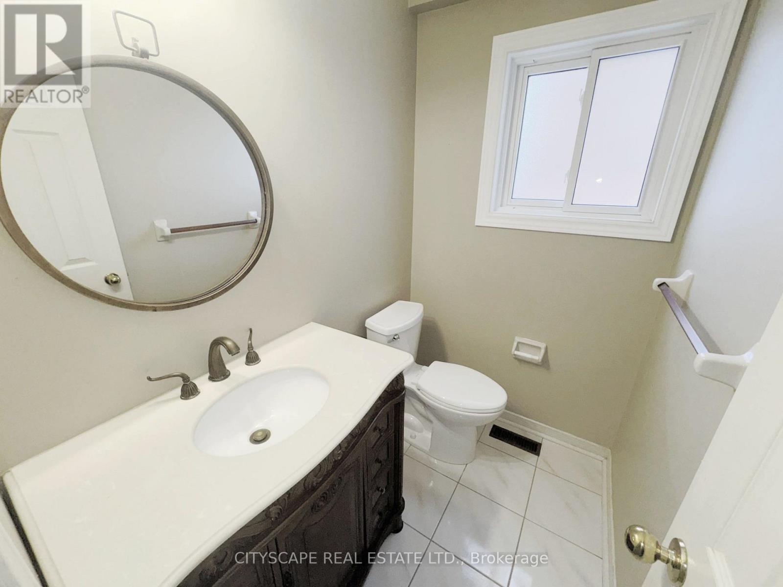 2702 Hardy Crescent, Oakville, Ontario  L6J 7B9 - Photo 21 - W12822146