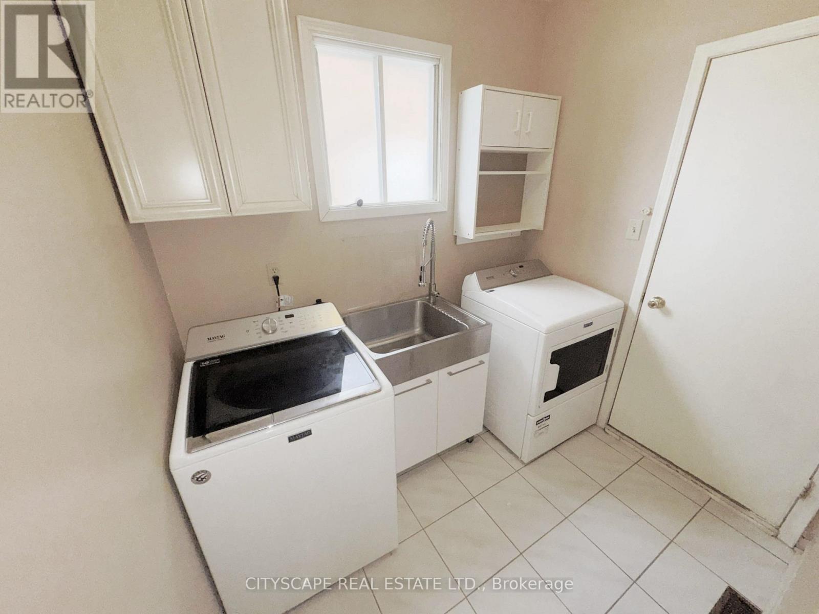 2702 Hardy Crescent, Oakville, Ontario  L6J 7B9 - Photo 22 - W12822146