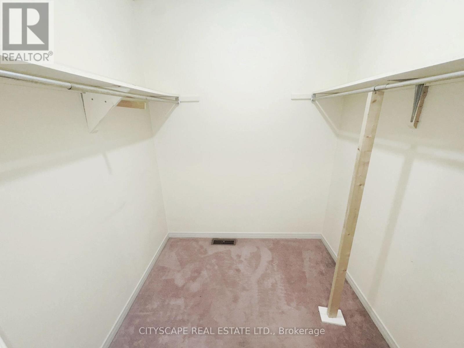 2702 Hardy Crescent, Oakville, Ontario  L6J 7B9 - Photo 25 - W12822146