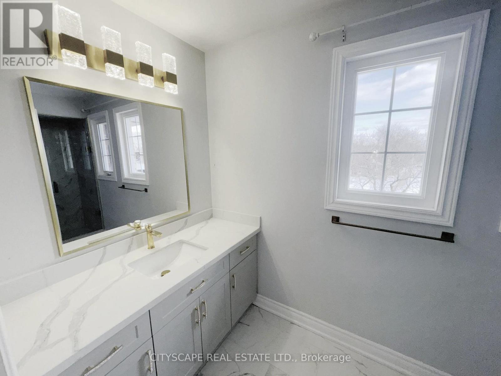 2702 Hardy Crescent, Oakville, Ontario  L6J 7B9 - Photo 33 - W12822146