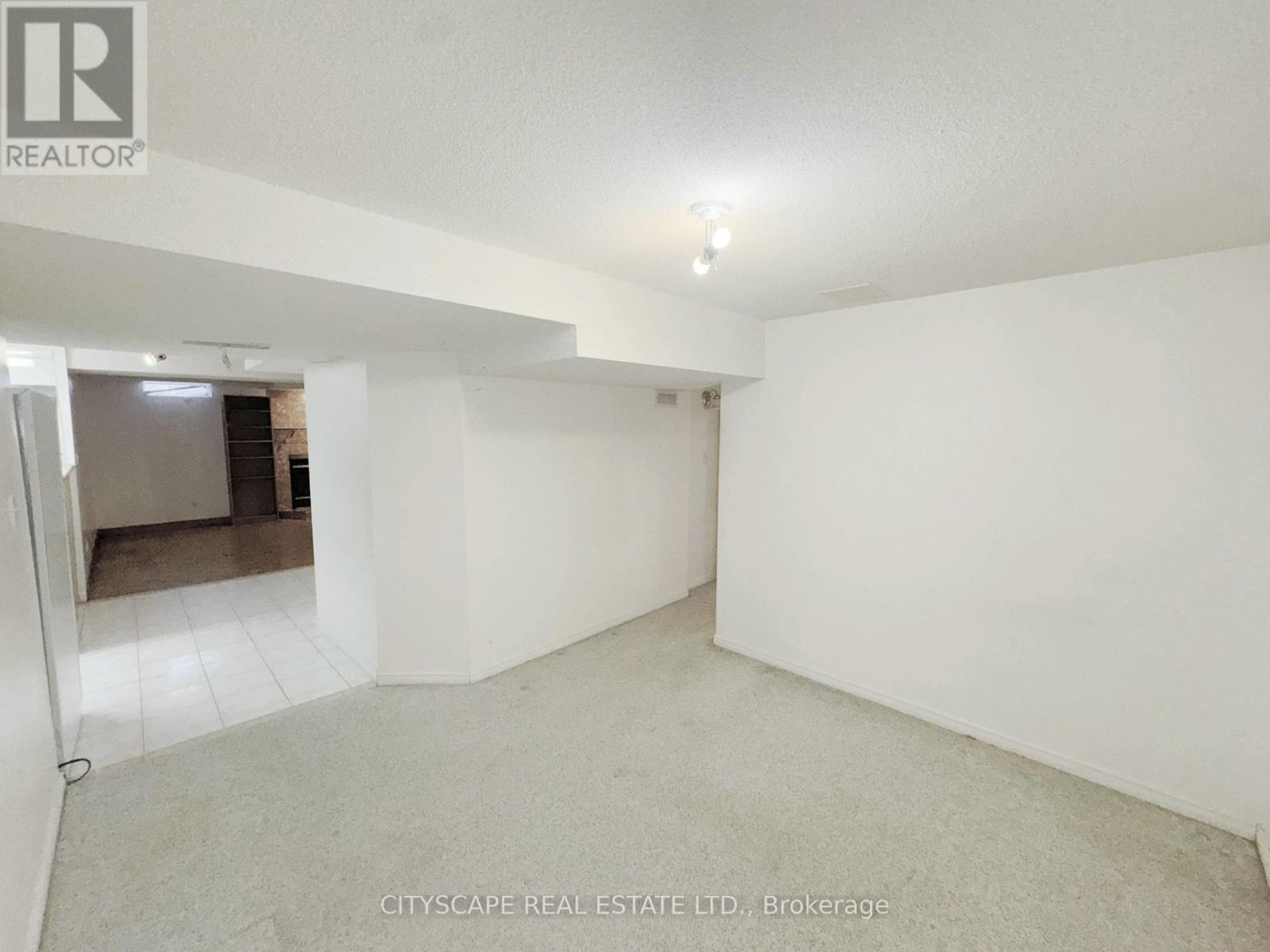 2702 Hardy Crescent, Oakville, Ontario  L6J 7B9 - Photo 42 - W12822146