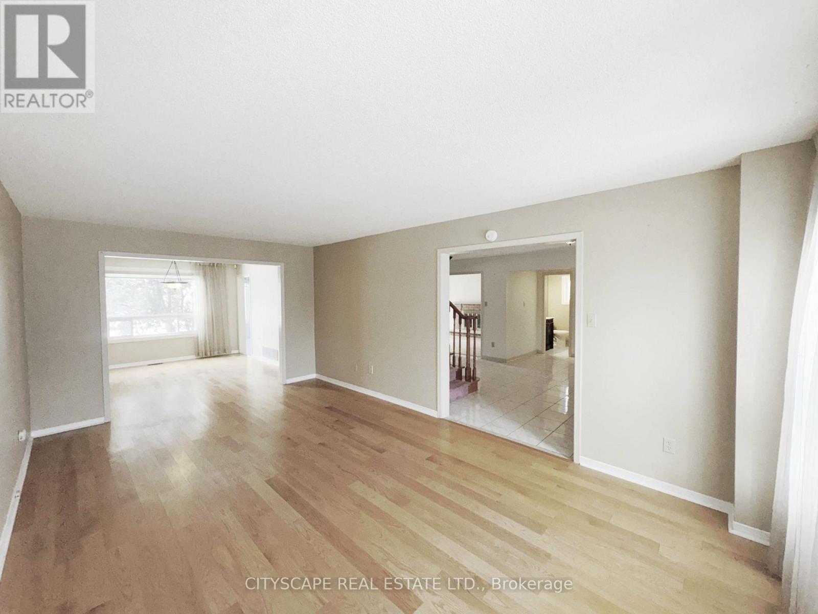 2702 Hardy Crescent, Oakville, Ontario  L6J 7B9 - Photo 9 - W12822146