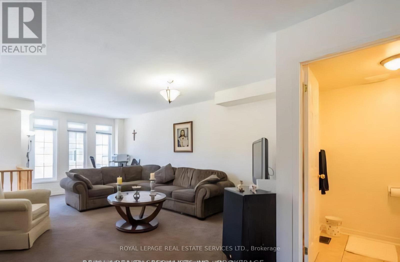 439 Aspendale Crescent, Mississauga, Ontario  L5W 0E7 - Photo 9 - W12822158