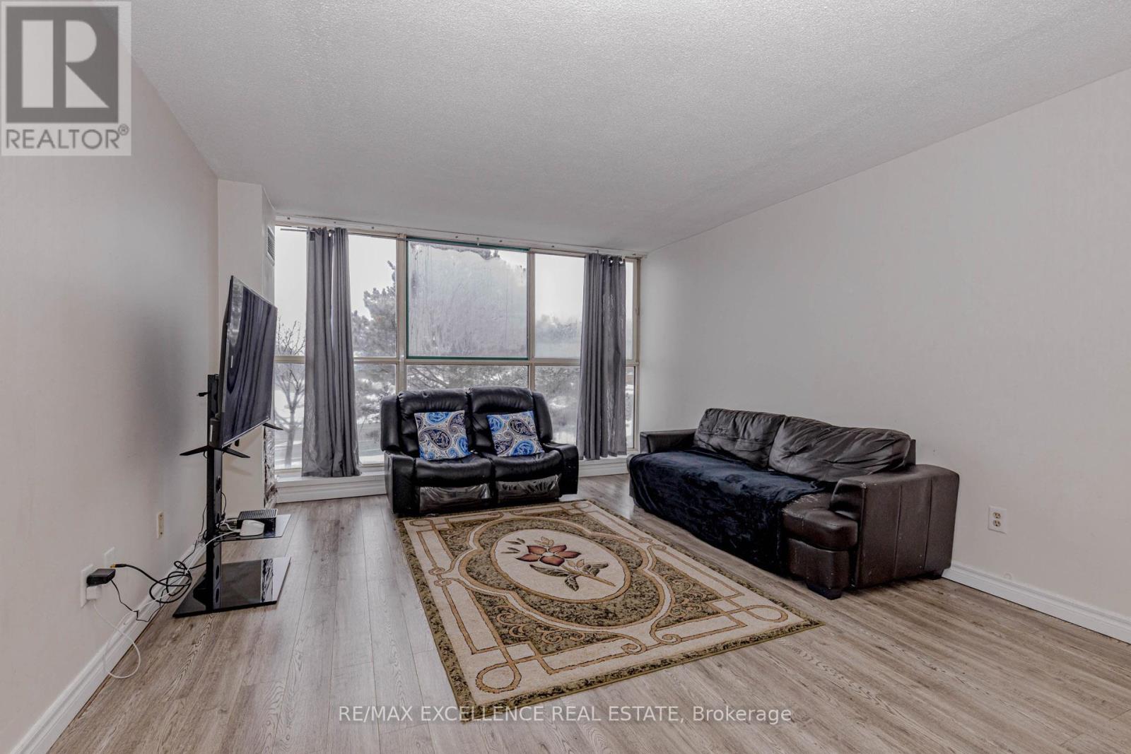 202 - 4205 Shipp Drive, Mississauga, Ontario  L4Z 2Y9 - Photo 9 - W12822204