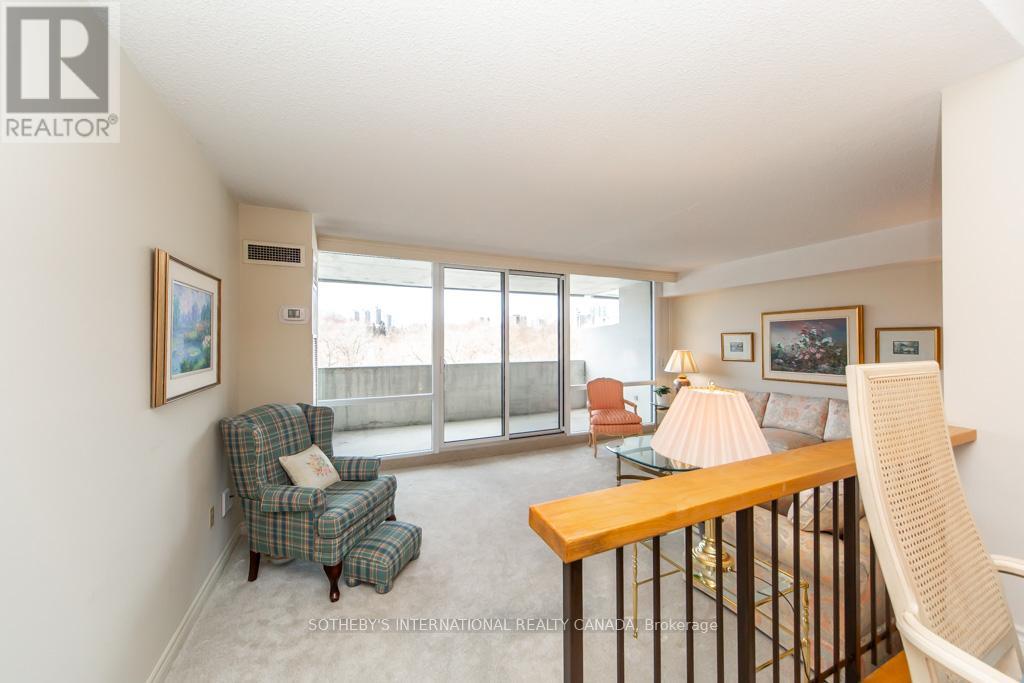 302 - 260 Scarlett Road, Toronto, Ontario  M6N 4X6 - Photo 11 - W12822208