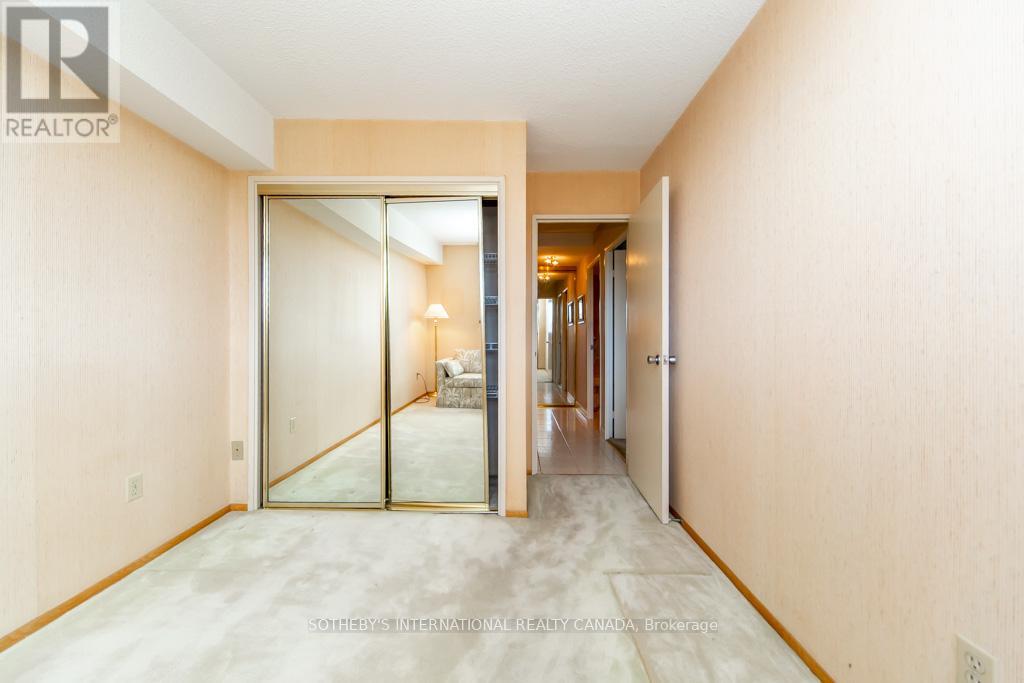 302 - 260 Scarlett Road, Toronto, Ontario  M6N 4X6 - Photo 24 - W12822208