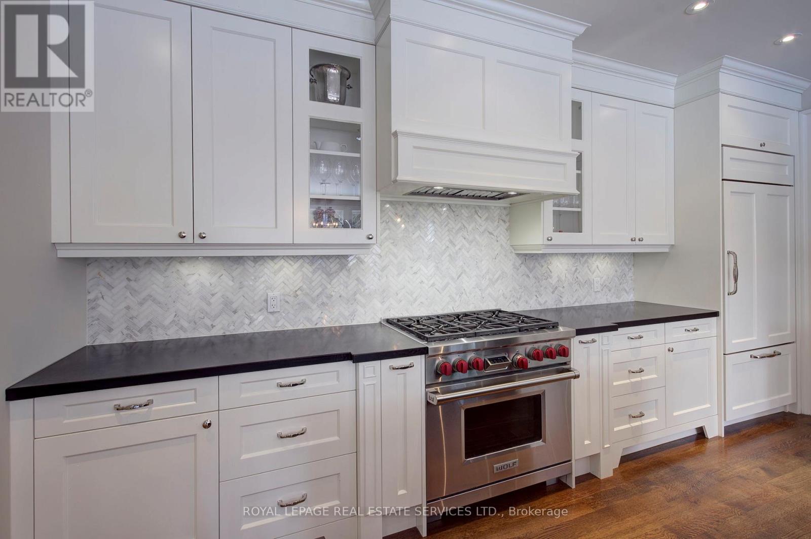 461 Copeland Court, Oakville, Ontario  L6J 4B8 - Photo 14 - W12822224