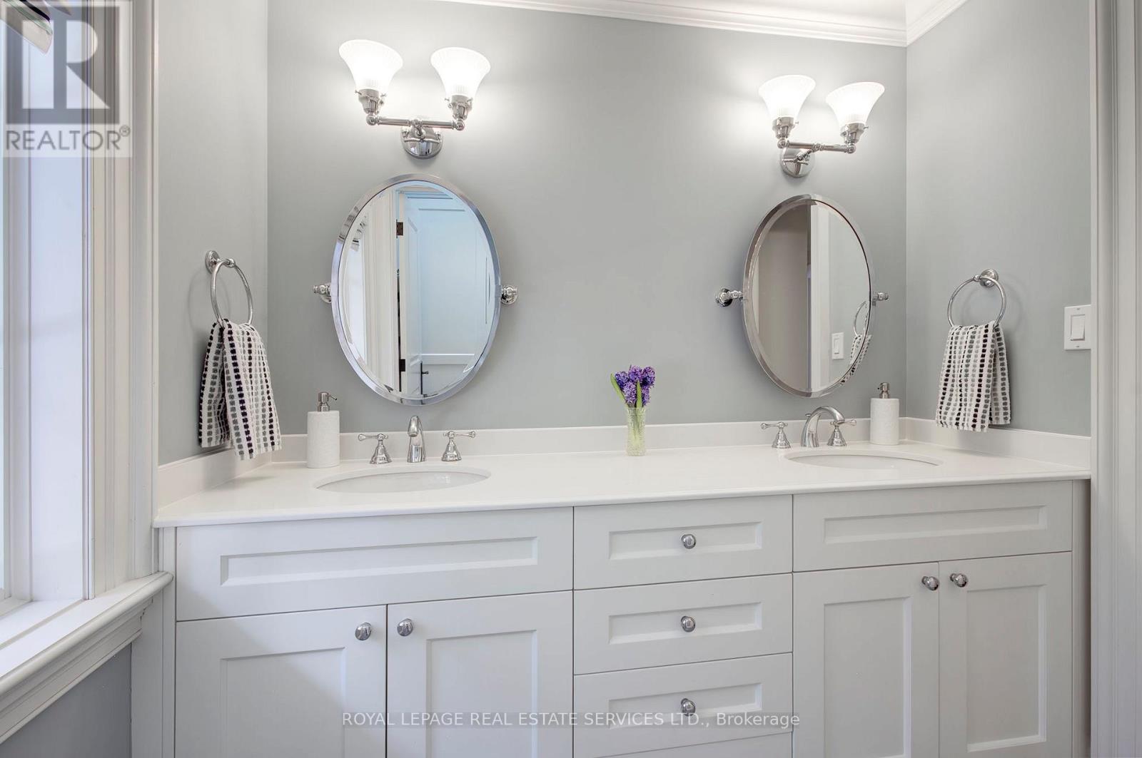 461 Copeland Court, Oakville, Ontario  L6J 4B8 - Photo 32 - W12822224