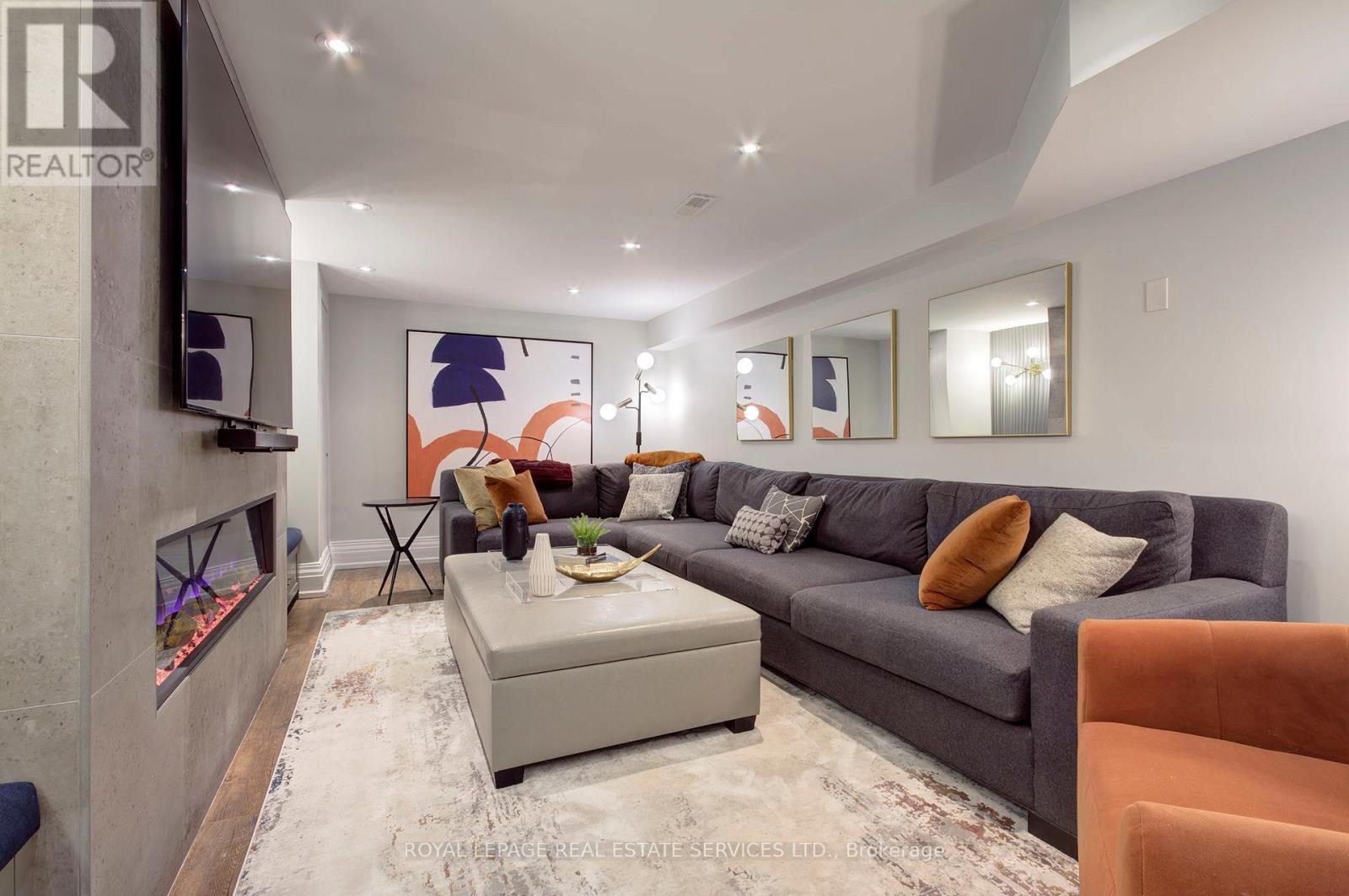 461 Copeland Court, Oakville, Ontario  L6J 4B8 - Photo 36 - W12822224