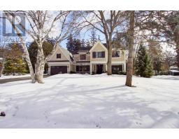 461 COPELAND COURT, Oakville, Ontario