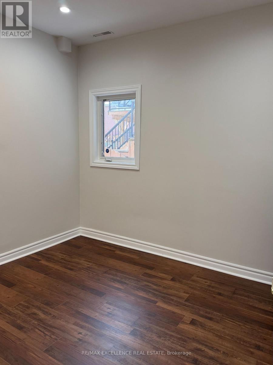 Lower - 4568 Centretown Way, Mississauga, Ontario  L5R 0E2 - Photo 6 - W12822270