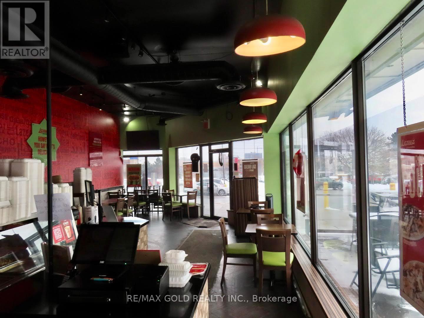 1 - 14 Lisa Street, Brampton, Ontario  L6T 5R2 - Photo 9 - W12822292