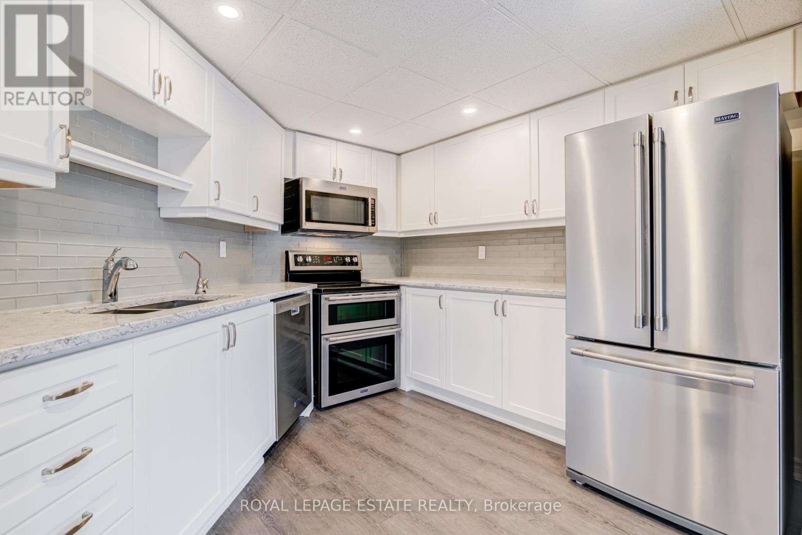 204 - 26 Hall Road, Halton Hills, Ontario  L7G 5G5 - Photo 8 - W12822294