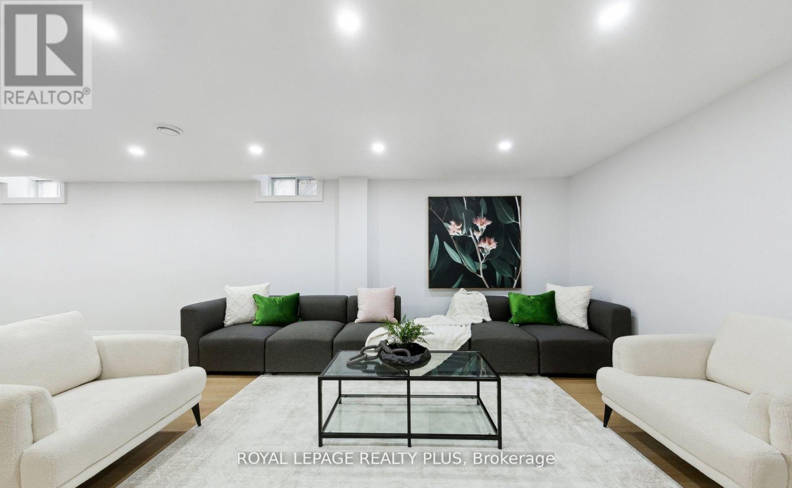 4344 Dallas Court, Mississauga, Ontario  L4W 4G7 - Photo 37 - W12822296