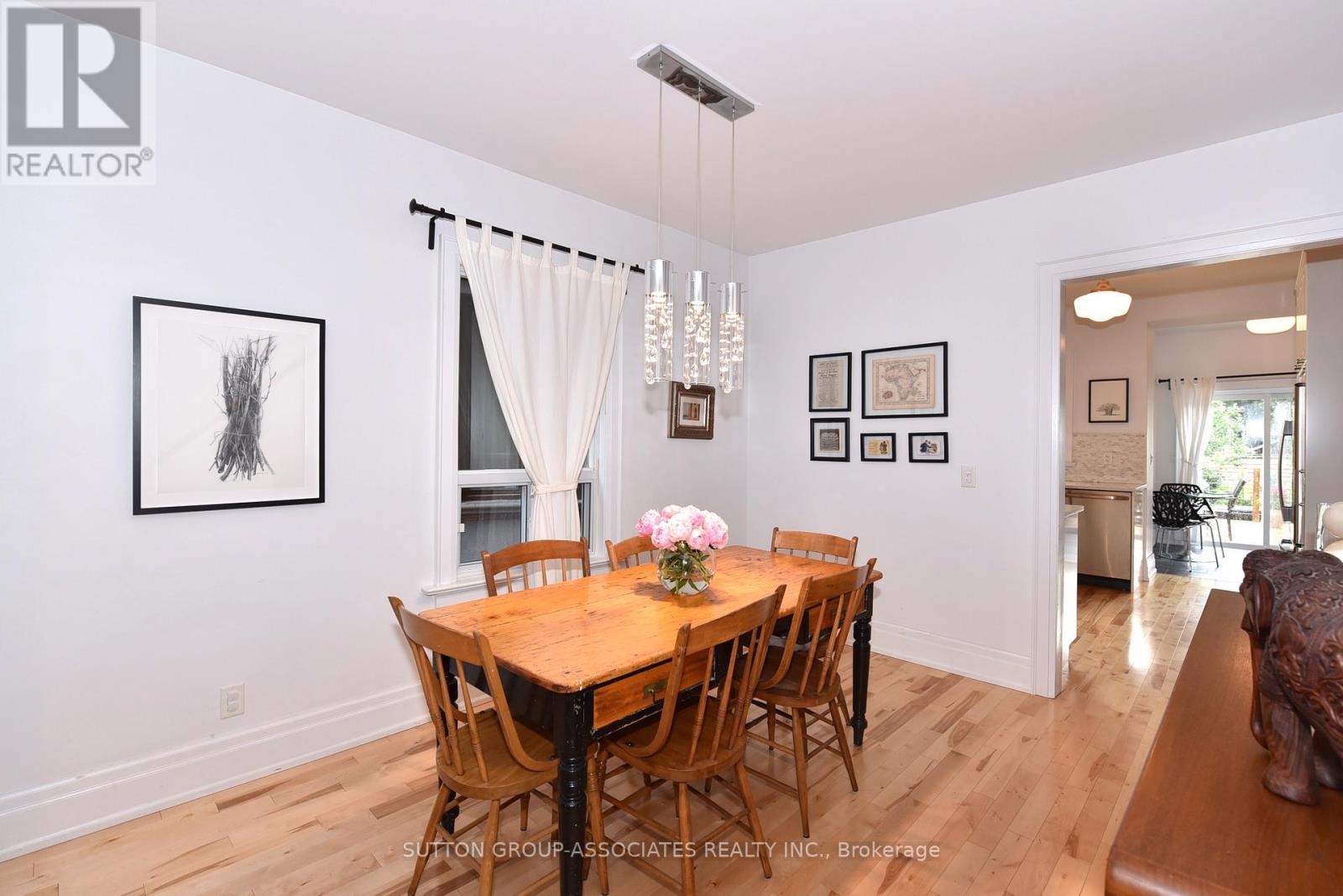 640 Beresford Avenue, Toronto, Ontario M6S 3C3 - Photo 10 - W12822302