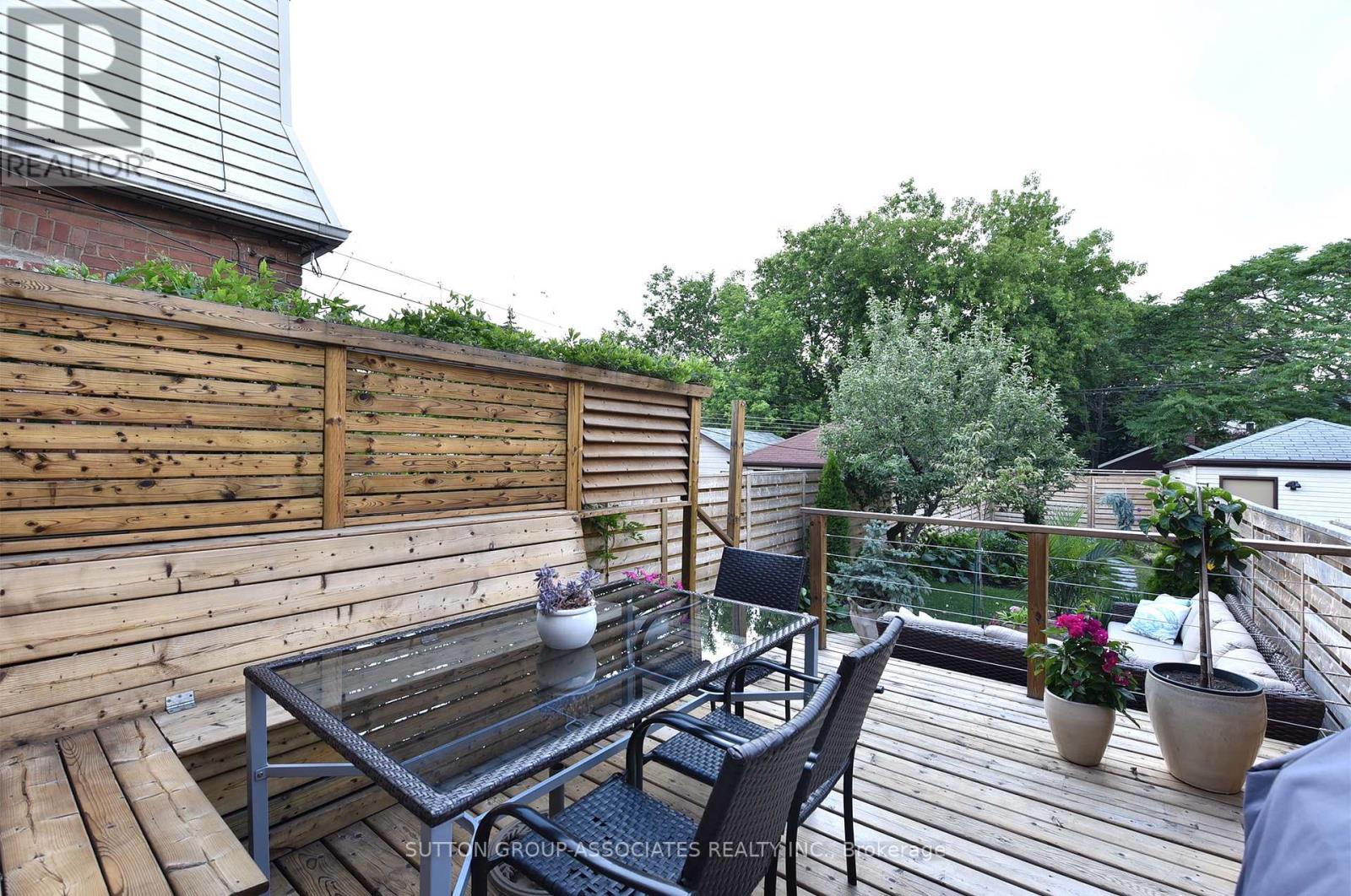 640 Beresford Avenue, Toronto, Ontario M6S 3C3 - Photo 44 - W12822302