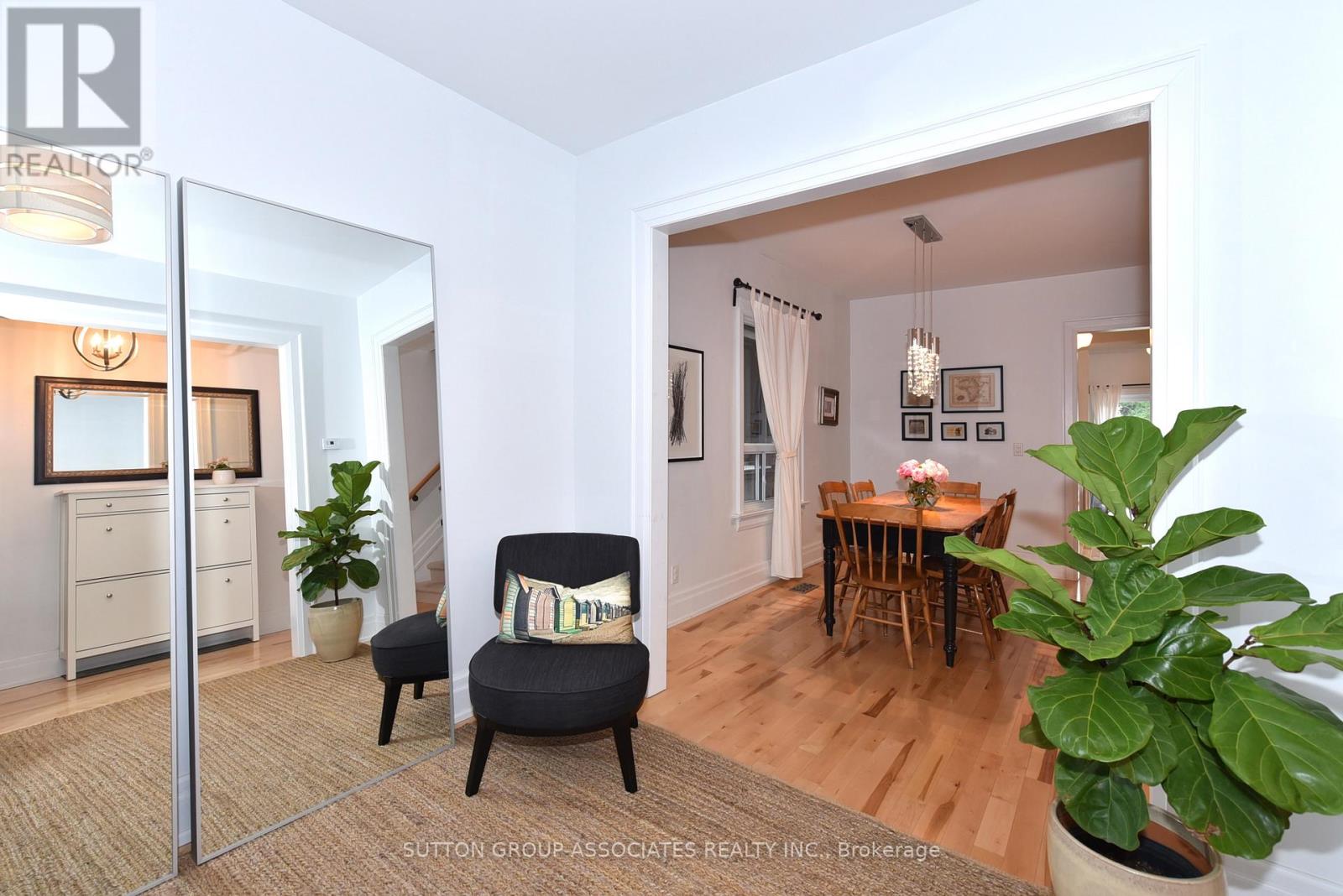 640 Beresford Avenue, Toronto, Ontario M6S 3C3 - Photo 8 - W12822302