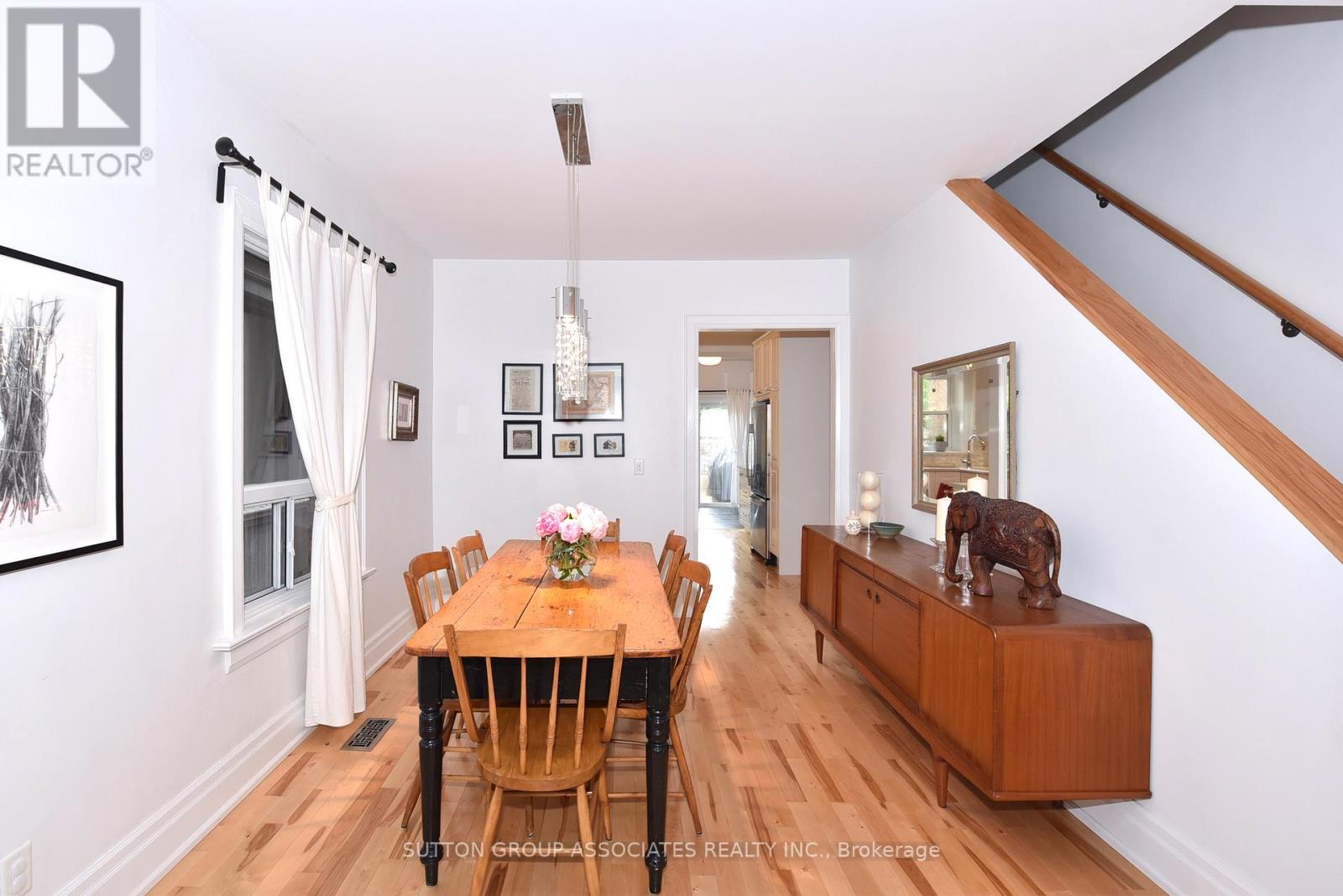 640 Beresford Avenue, Toronto, Ontario M6S 3C3 - Photo 9 - W12822302