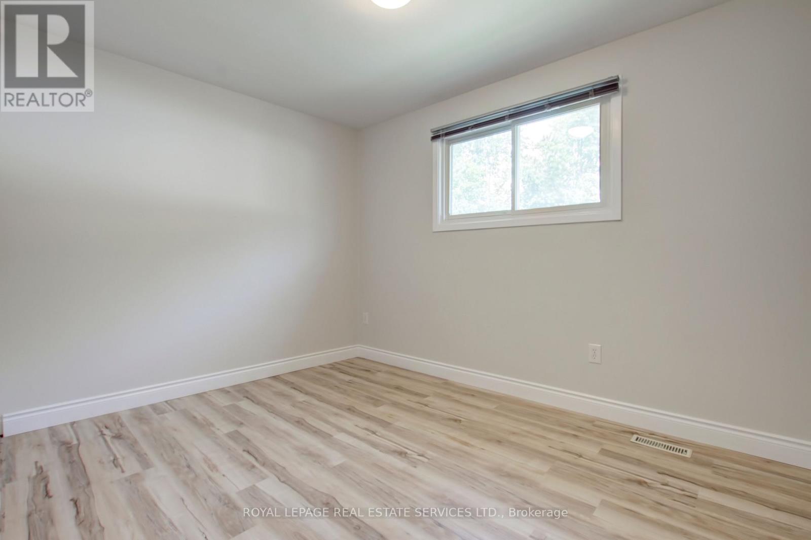 37 - 5475 Lakeshore Road, Burlington, Ontario  L7L 1E1 - Photo 19 - W12822340