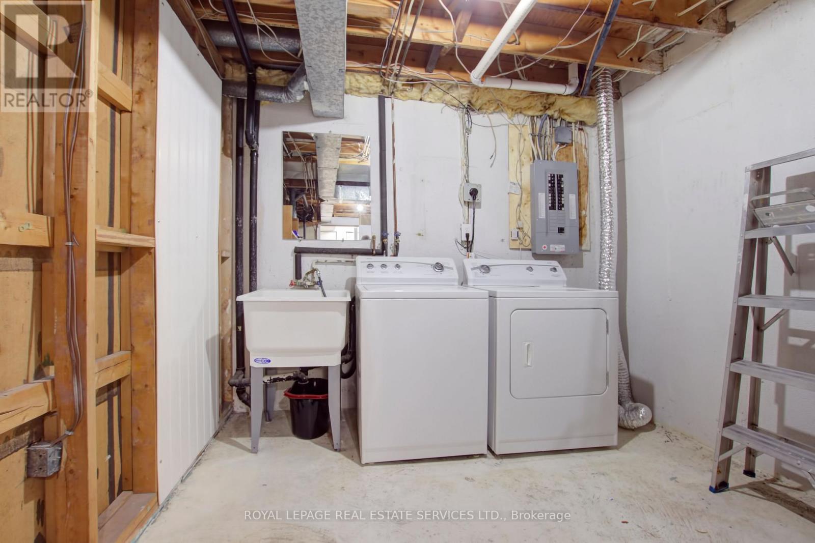 37 - 5475 Lakeshore Road, Burlington, Ontario  L7L 1E1 - Photo 32 - W12822340