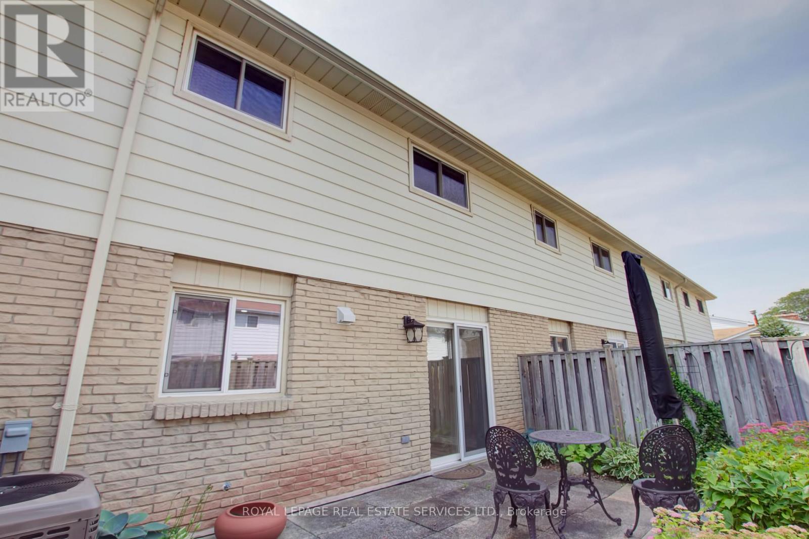 37 - 5475 Lakeshore Road, Burlington, Ontario  L7L 1E1 - Photo 37 - W12822340