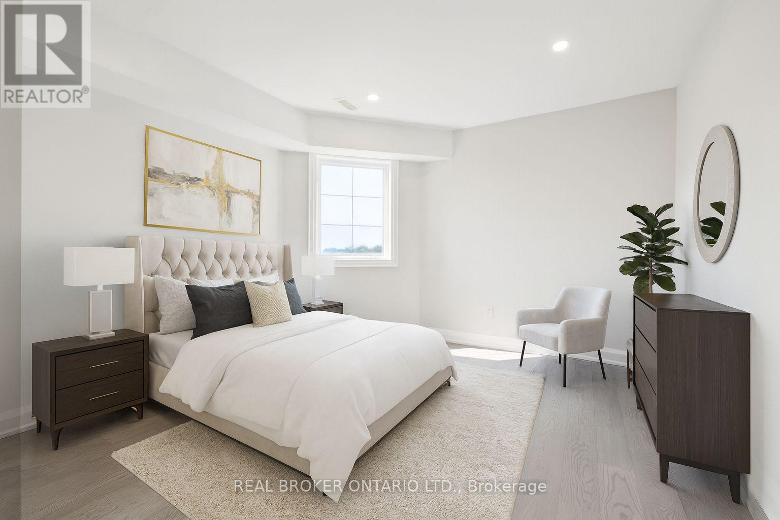 108 Hatherley Road, Toronto (Caledonia-Fairbank), Ontario  M6E 1W2 - Photo 16 - W12822358