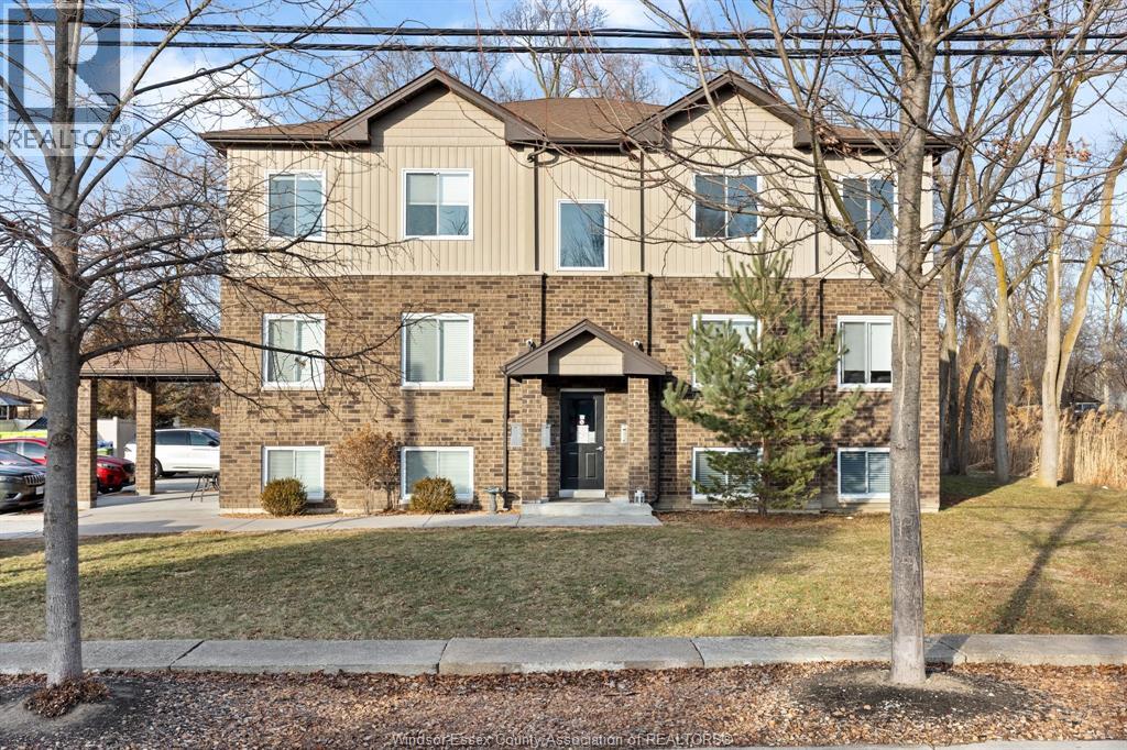 MLS# 26004067: 5929 NEWMAN Unit# 3, LaSalle, Canada