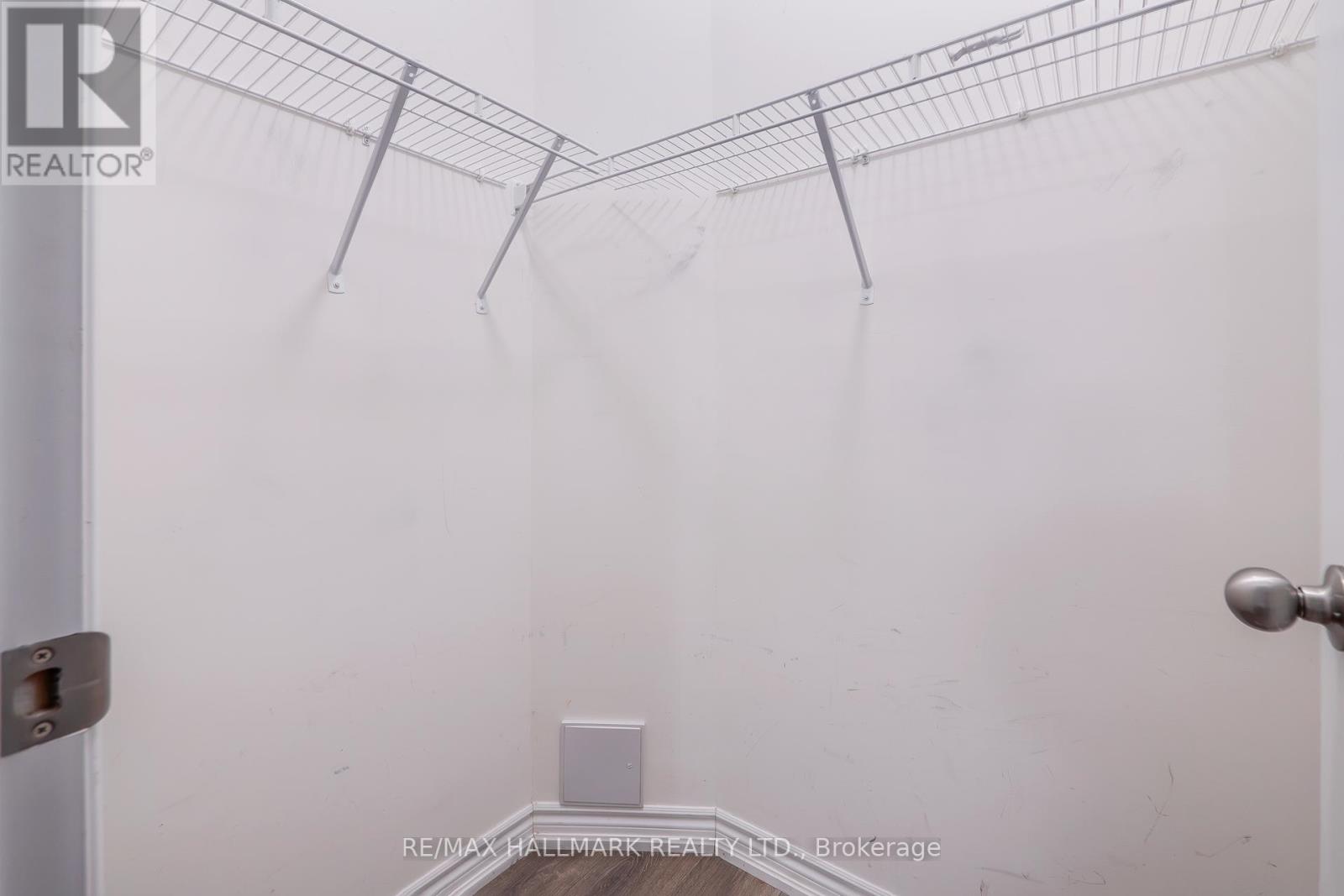 397 Westwood Dr B Drive, Kitchener, Ontario  N2M 5B5 - Photo 36 - X12784022