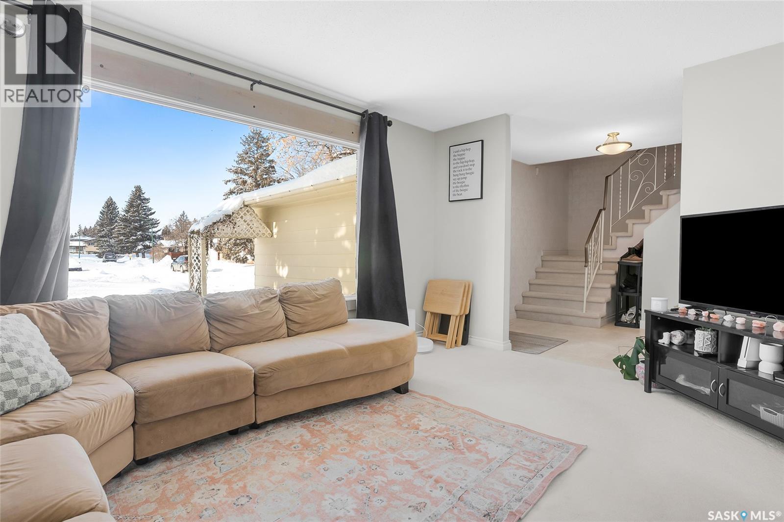 742 Trent Crescent, Saskatoon, Saskatchewan  S7H 4S5 - Photo 6 - SK029175