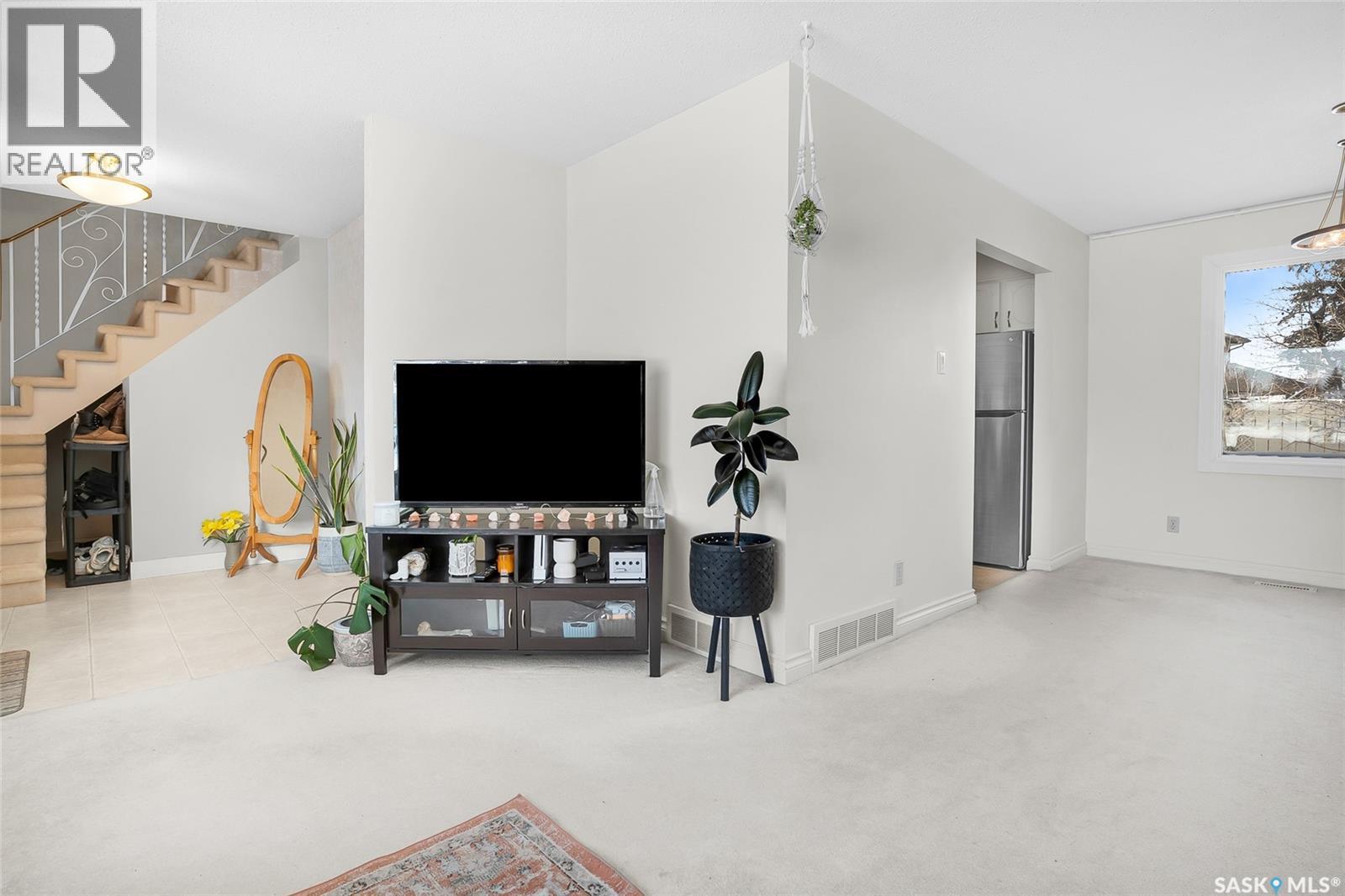 742 Trent Crescent, Saskatoon, Saskatchewan  S7H 4S5 - Photo 7 - SK029175