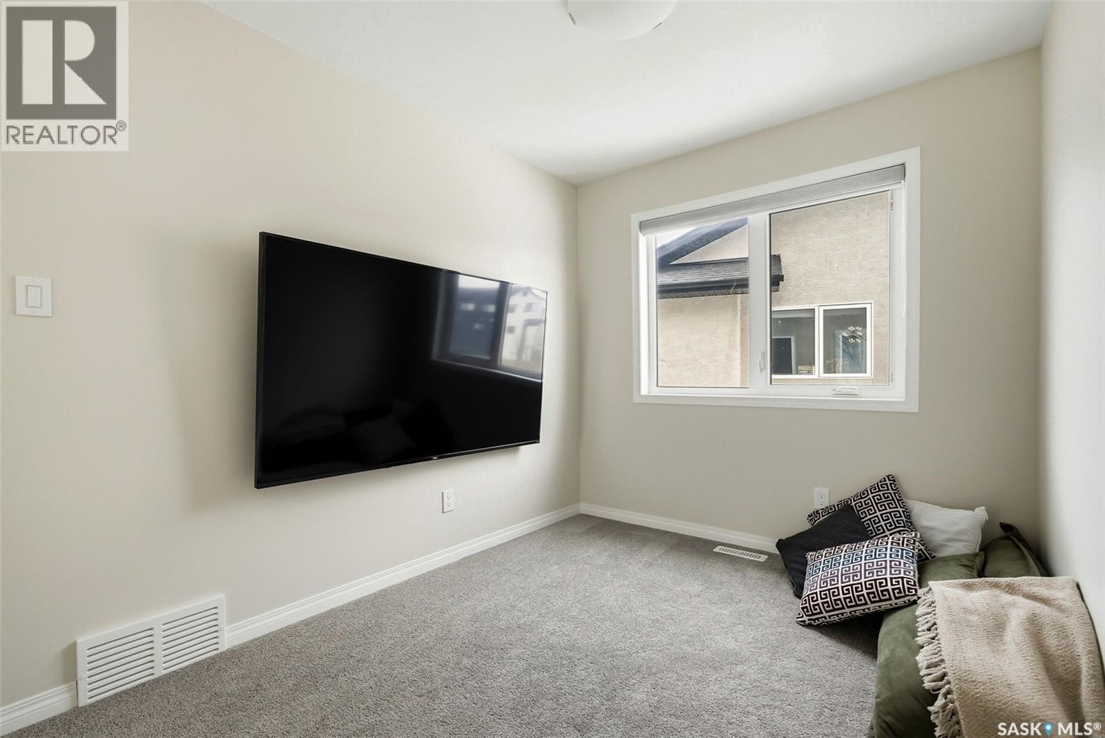 4330 Kinloch Bay E, Regina, Saskatchewan  S4V 3R7 - Photo 17 - SK029142