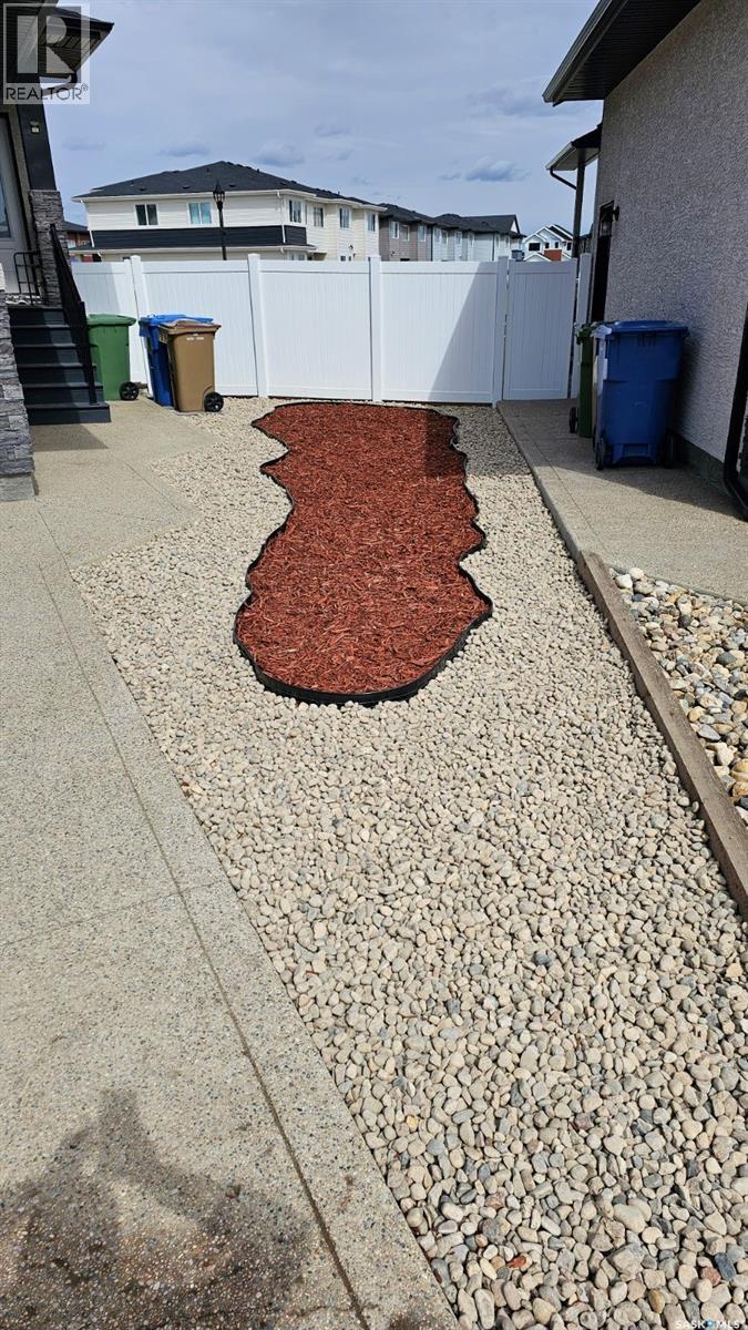 4330 Kinloch Bay E, Regina, Saskatchewan  S4V 3R7 - Photo 35 - SK029142