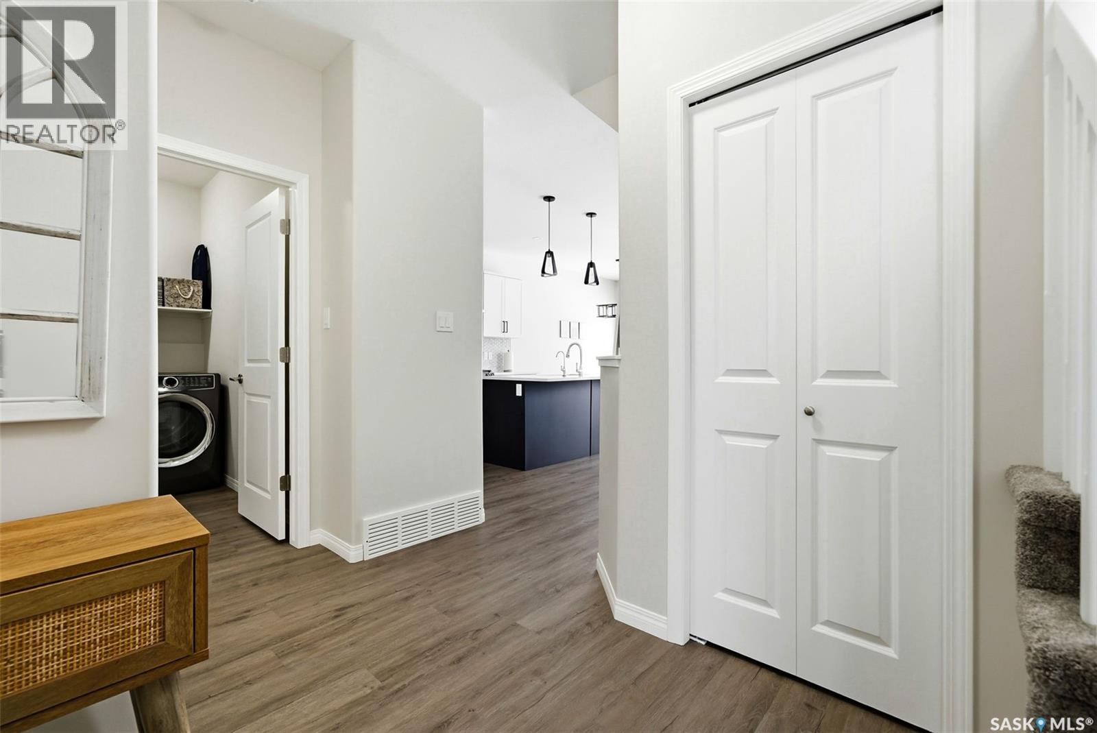 4330 Kinloch Bay E, Regina, Saskatchewan  S4V 3R7 - Photo 4 - SK029142