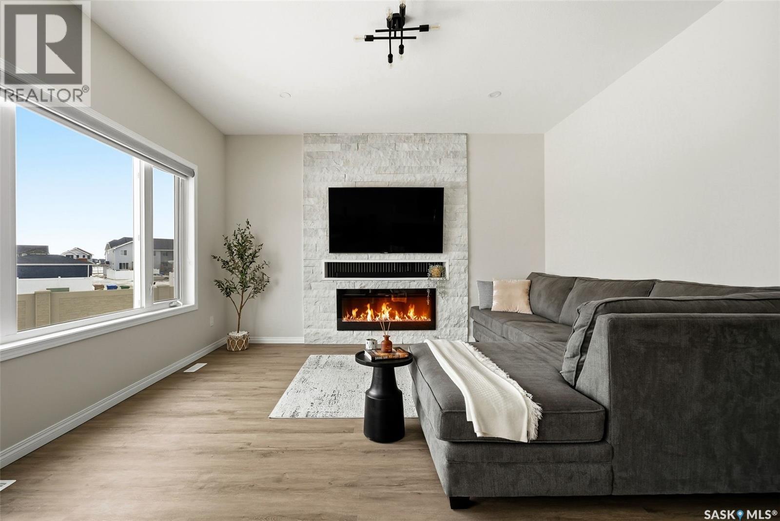 4330 Kinloch Bay E, Regina, Saskatchewan  S4V 3R7 - Photo 6 - SK029142