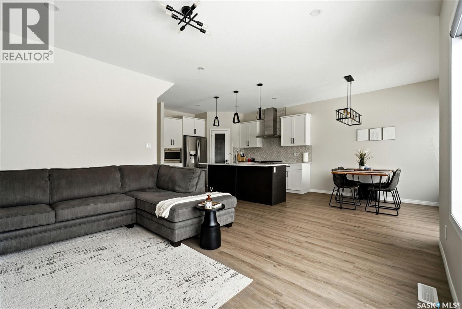 4330 Kinloch Bay E, Regina, Saskatchewan  S4V 3R7 - Photo 8 - SK029142