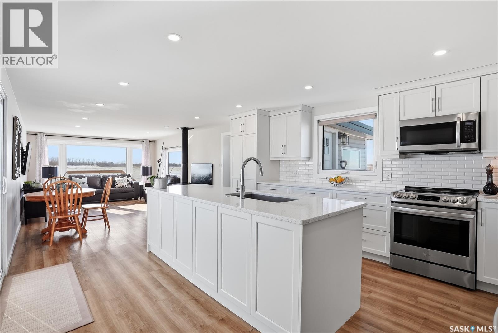 9 Waz Rd - Clavet 12 Acres, blucher rm no. 343, Saskatchewan