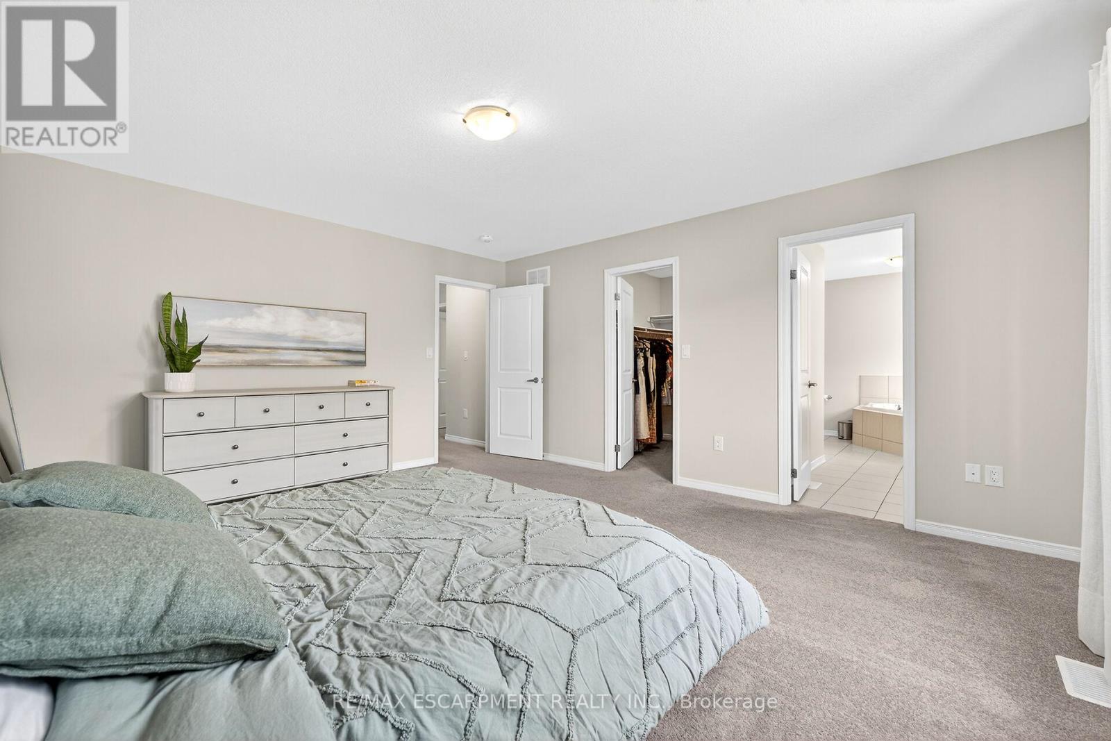 20 Armes Street, Hamilton, Ontario  L0R 1C0 - Photo 31 - X12822144